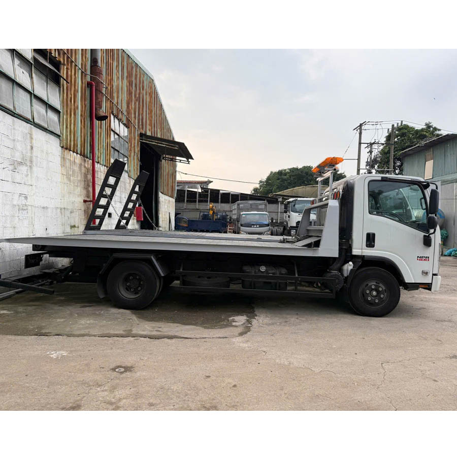 Xe-tai-thung-lung---NPR400